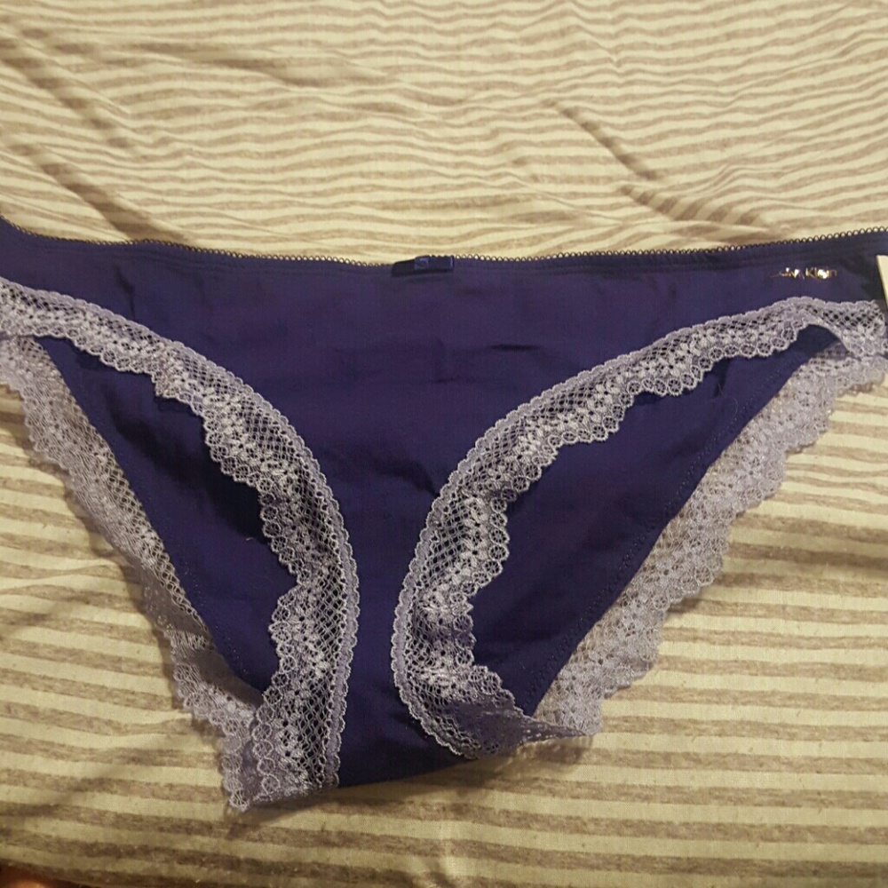 Assorted Bikini Undies - Picture 2 of 4